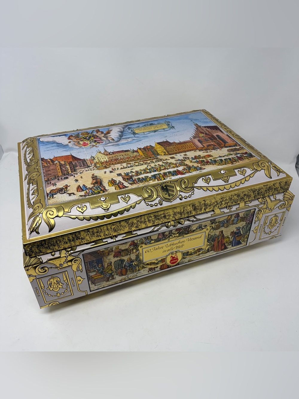 Vintage 1987 E. Otto Schmidt Large Embossed Lebkuchen Biscuit Tin 16in
